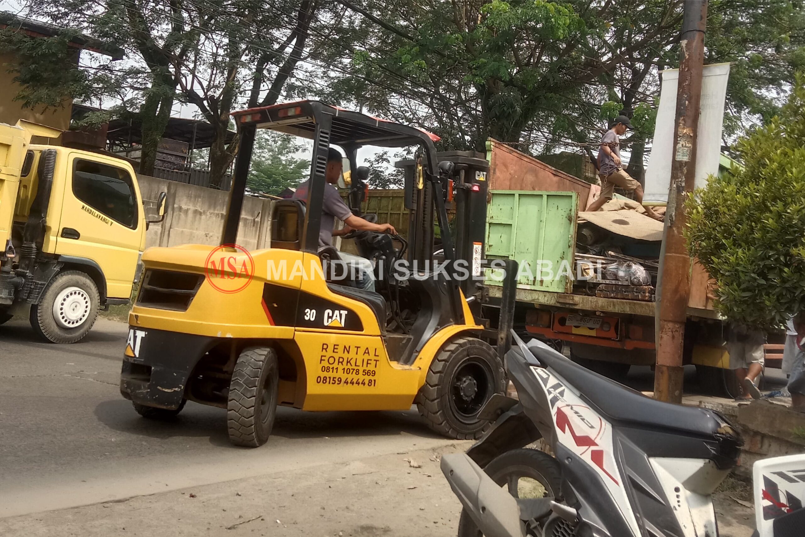 rental forklift tangerang legok